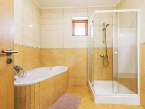Wonderful private villa for 10 people with A/C, WIFI, private pool, TV and patio - Image 2
