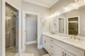 Bailey's Lighthouse Luxury Oceanfront Beach House - Image 2