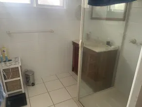 9 Bird Avenue - Image 2