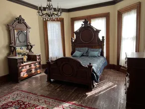 Victorian Style Mansion- Family oriented and perfect escape. - Image 2