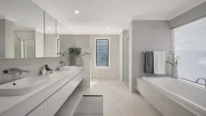 Luxury Living only 100M from Merewether Beach - Image 3