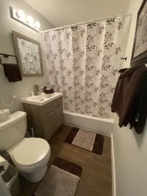 Red comfy cottage    - Image 4