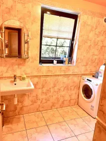Luksus Villa kun 20 minutter fra centrum af Prag - Image 3