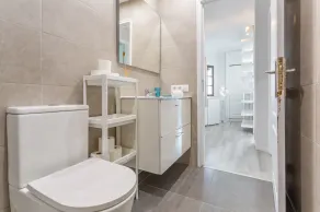 Apartment 'Casita Independiente Frente al Mar' with Terrace & Wi-Fi - Image 5