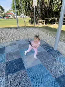 GERÄUMIGES STRANDHAUS im schönen Dicky Beach, Caloundra - Image 2
