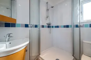 BLUE RIDGE, pet friendly, character holiday cottage in Polzeath - Image 4
