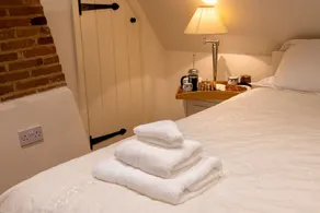 Thatch Cottage - luxury Norfolk Hideaway - Image 5