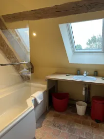 Lovely 15-person house with swimming pool guaranteed peace and quiet - Image 3