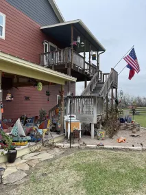 Beautiful Barndominium that makes you feel right at home - Image 2