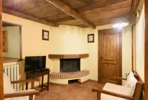 Borgo dei Corsi - VERGAIO 6 Apartment - Image 2