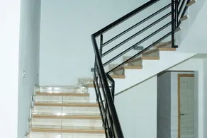 Beautiful Secure Home With 24 hour Security - Image 2