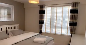 Kent Breath-Taking VIEW 2BD/2BA With Free Parking - Image 4