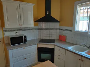 Pretty single storey villa with private and secure swimming pool 10 km from the beaches - Image 5