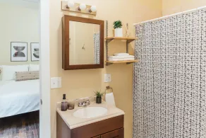 ❤️ ¡Descuento! Condominio grande y hermoso con estacionamiento gratuito! - Image 3