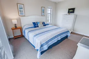 Kid & Dog Friendly! Soundside-Pool, Hot Tub, GameRm, Putting Green, Sound Access - Image 2