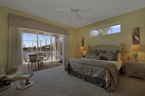 ~~ GRANDE MAISON AVEC FANTASTIQUE WATERVIEW & SUNSETS ~~ - Image 4