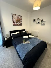 Cozy Bracknell Apartment with Modern Amenities - Image 5