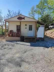 Kellers Kove Cabin and RV Resort - Image 4