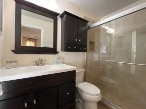 Belle maison rénovée à Tampa! Près de TOUT - Image 2