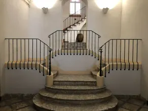 Superb sunny apartment \"feet in the water\" in the historic center - Image 2