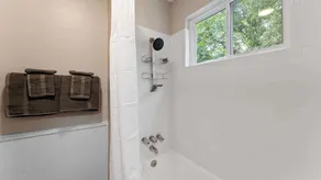 Chic and Cozy Loft near Q2 Stadium & North ATX - Image 4
