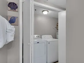 Spectacular Views from this Corner Condo!! Ideal Location in Downtown Destin!!! - Image 2