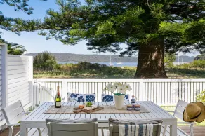 Absolute Beach Front House Panoramic Views - Image 4