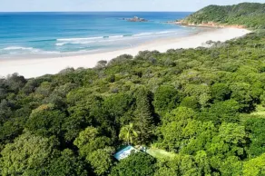 Ambiente relajado de playa con estilo lujoso: para los amantes de la relajación y el romance - Image 5