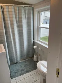 Scarborough Beach Cottage - Walk to the Beach   SUMMER 2027 BOOKING NOW - Image 4