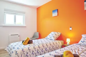 MAISON DES NAUFRAGÉS - Private Jacuzzi- Heated indoor pool -100m from the sea - Image 4