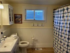 Historic Ohana House - Walk to Downtown Ashland, Hot Tub, Tiki Bar, Pet Friendly - Image 3