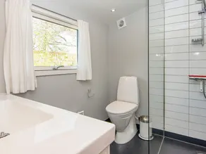 6 Person Holiday Home in Glesborg - Image 2