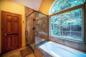 Cozy Family Mountain Home in Seven Springs - Image 4