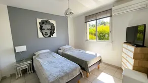 Appartement Laurel, 4 personnes, piscine, plage à 2 min en voiture - Image 3