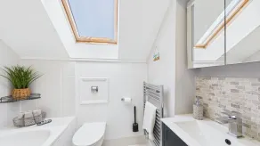 Charming 2-bed Family Cottage Your West Bay Retreat - Image 3