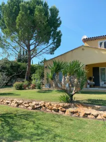 Très grand mas de 200m2 avec piscine privée 6 personnes à 20 mm d'Aix/provence - Image 3