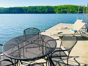🍁Fall Foliage 3Nt Min!🎃 Stunning Views, Private Dock, 5Acres, Fire-Pit & Kayaks! - Image 5
