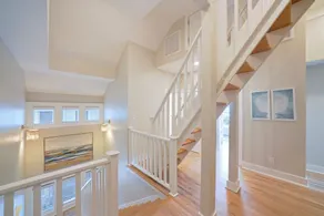 Wow Renovation, Nice Porches, & Tower, 4 Houses to Beach in Seaside + 2 Bikes - Image 2