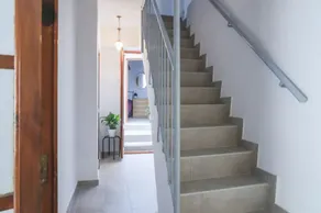 SPACIOUS HOUSE IN HISTORIC CENTER WITH MAGNIFICENT VIEWS - Image 2