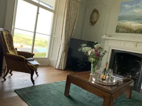 Unique period house in the heart of Salcombe - Image 2
