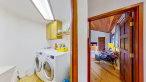 Renoveret moderne Chic ovenpå lejlighed - Image 2
