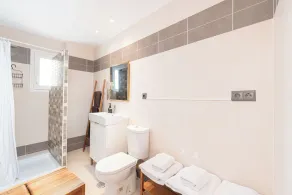 Metropolitan Apartment in Malaga by Solaga Holiday Homes - Image 2