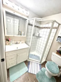 Emerald City Cozy Studio Suite - Stay near university fun – 5 min drive - Image 2
