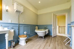 Peaceful Quality 2 bedroom/2 bathrooms Country House Apartment:beautiful garden - Image 3