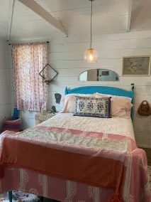 Charming up north cottage on all sports Peach Lake! - Image 3