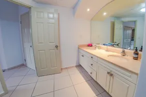 Renovated 3BR/3BA Villa w/ Upgraded Kitchen & Pool - Image 3