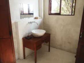 Geräumige Villa am Fluss mit privatem Pool - Image 2