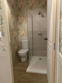 Smukke låve konvertering med privat gårdhave og pool. - Image 3