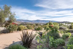 San Diego Country Barndominium, Mountain Views, Spa, Deck, & More. - Image 4