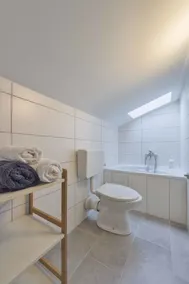 Holiday apartment on two floors with internet - Image 4